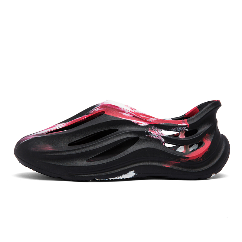 King Jinmai Клоги мужские черные камуфляжные, цвет Black Camouflage
King Jinmai Клоги мужские черные камуфляжные, цвет Black Camouflage