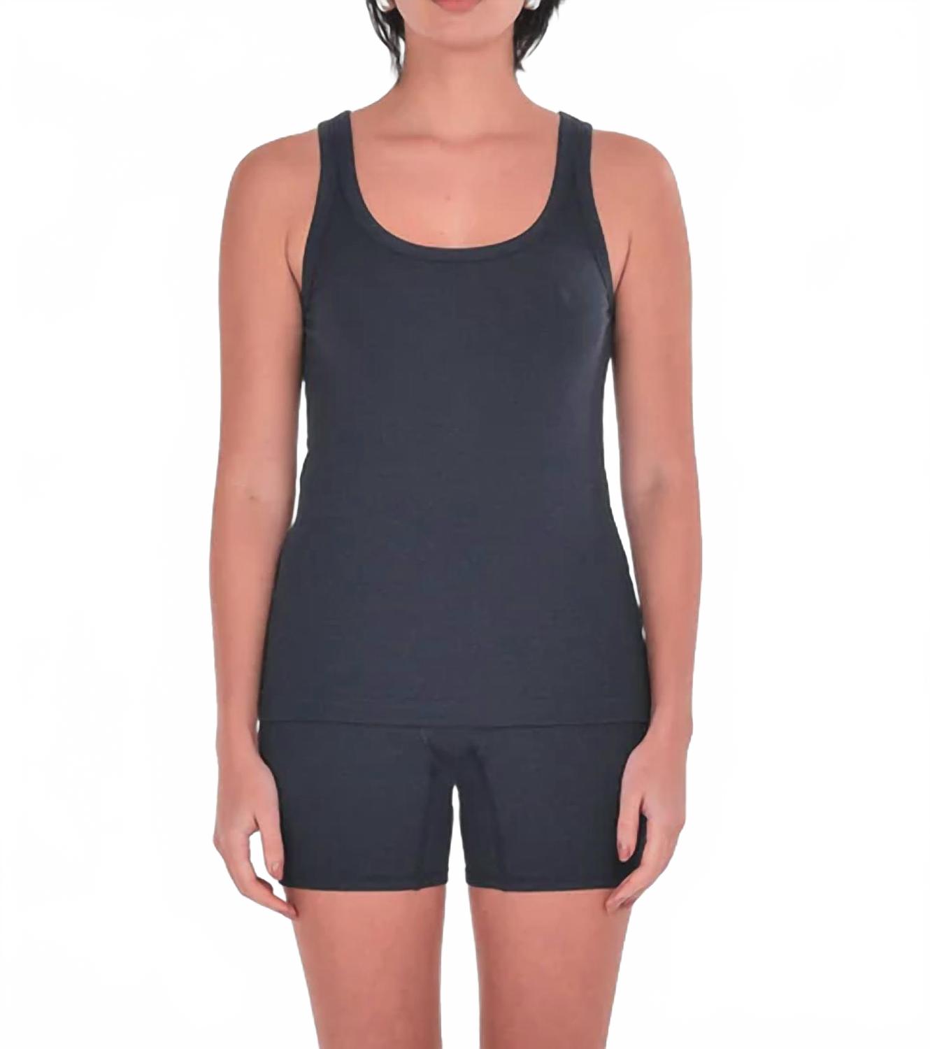 Майка Mara в цвете "полночь" Paper Label, Midnight
Майка Mara в цвете "полночь" Paper Label, Midnight