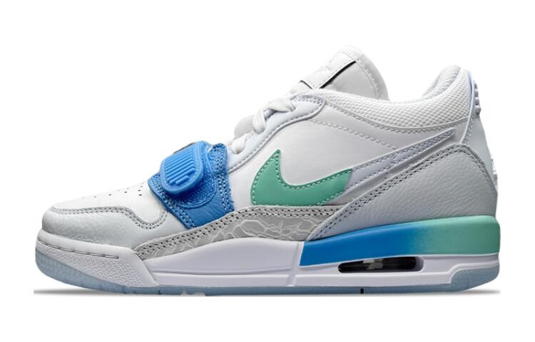 Детские баскетбольные кроссовки Jordan Legacy 312 Kids
Детские баскетбольные кроссовки Jordan Legacy 312 Kids