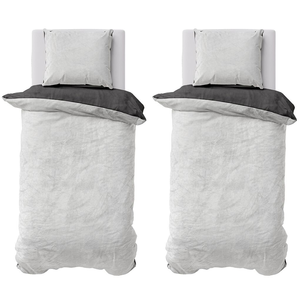 Зимнее постельное белье teddy plush 135х200 + 80х80 пододеяльник Cashmere Touch Nicki однотонный/двусторонний серебристый антрацит, 4 шт Visaggio
Зимнее постельное белье teddy plush 135х200 + 80х80 пододеяльник Cashmere Touch Nicki однотонный/двусторонний серебристый антрацит, 4 шт Visaggio