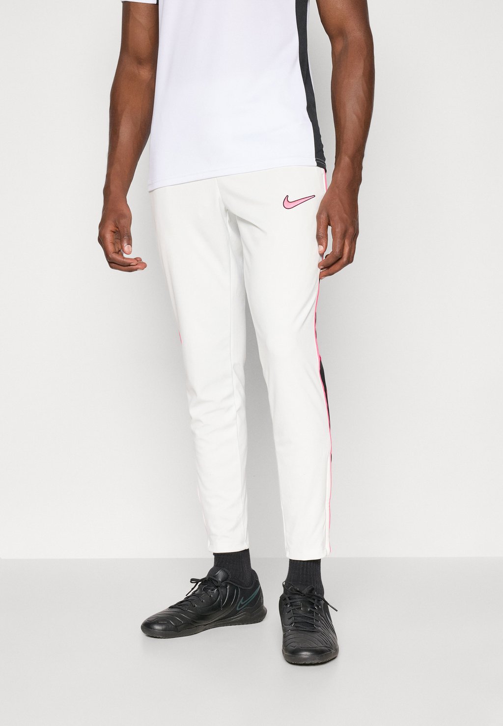 Спортивные штаны PANT Nike Performance, кремовый
Спортивные штаны PANT Nike Performance, кремовый