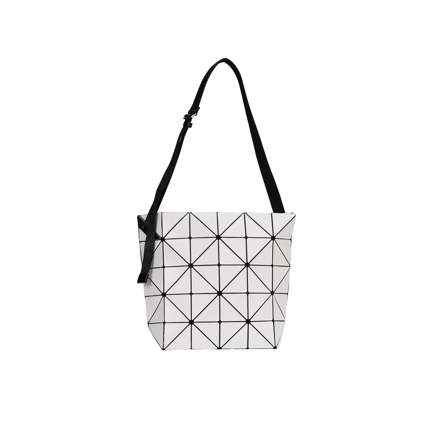 ISSEY MIYAKE Сумка через плечо
ISSEY MIYAKE Сумка через плечо