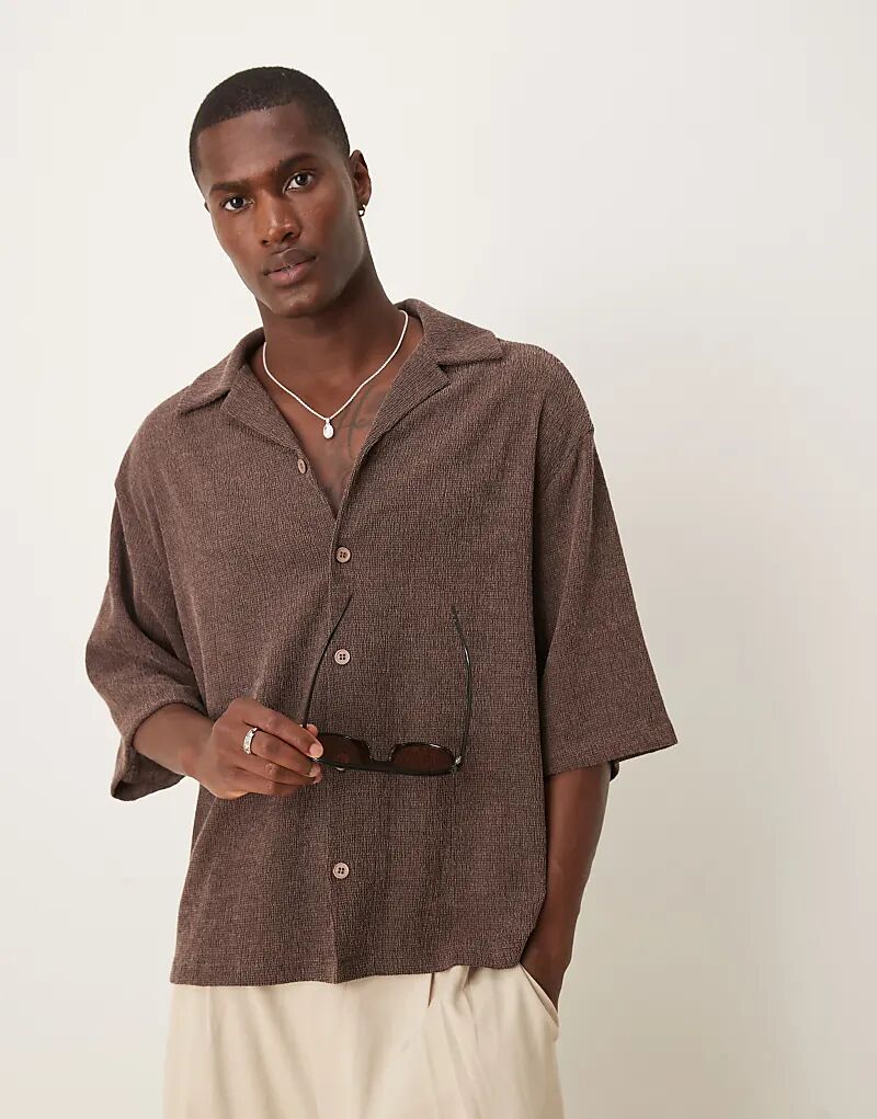 Текстурированная рубашка свободного кроя ASOS DESIGN коричневого цвета
Текстурированная рубашка свободного кроя ASOS DESIGN коричневого цвета