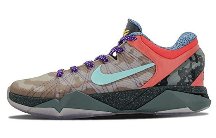 Мужские баскетбольные кроссовки Nike Zoom Kobe 7
Мужские баскетбольные кроссовки Nike Zoom Kobe 7