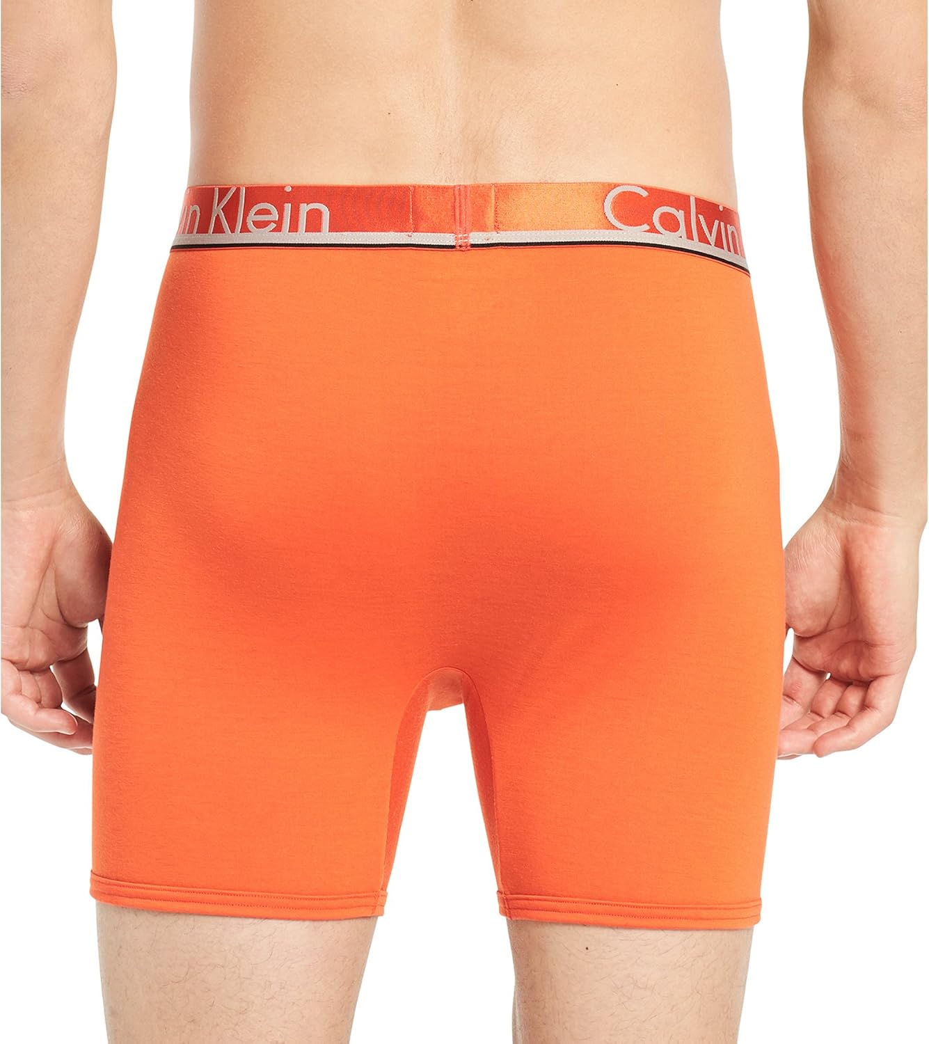 Мужское нижнее белье Calvin Klein Comfort из микрофибры боксеры, Rapid Blue/Estate Blue/Oriole
Мужское нижнее белье Calvin Klein Comfort из микрофибры боксеры, Rapid Blue/Estate Blue/Oriole