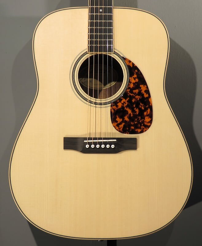 Акустическая гитара Larrivee D-03, Bhilwara/Moon Spruce, Natural Satin, Larrivee Hardshell Case
Акустическая гитара Larrivee D-03, Bhilwara/Moon Spruce, Natural Satin, Larrivee Hardshell Case