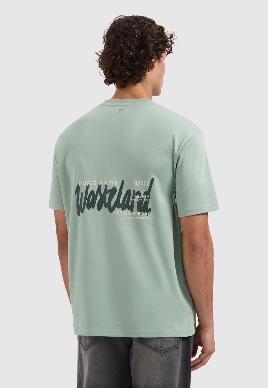 Футболка Pure Path Print T-shirt, Army Green/Green, Зеленый, Футболка Pure Path Print T-shirt, Army Green/Green
Футболка Pure Path Print T-shirt, Army Green/Green, Зеленый, Футболка Pure Path Print T-shirt, Army Green/Green