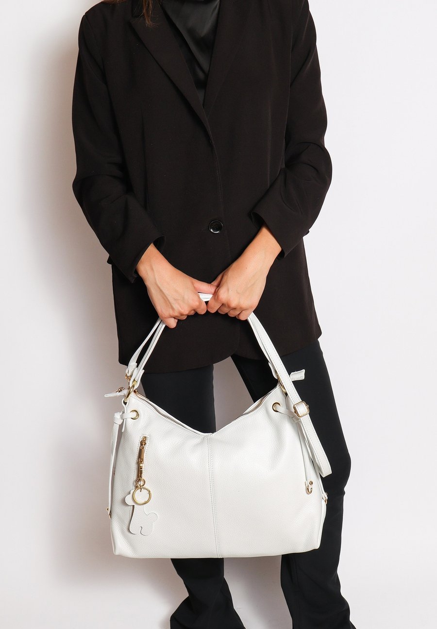 Сумка-шоппер Chiara Ferretti SHOULDER CONVERTIBLE INTO A, Bianco/White
Сумка-шоппер Chiara Ferretti SHOULDER CONVERTIBLE INTO A, Bianco/White