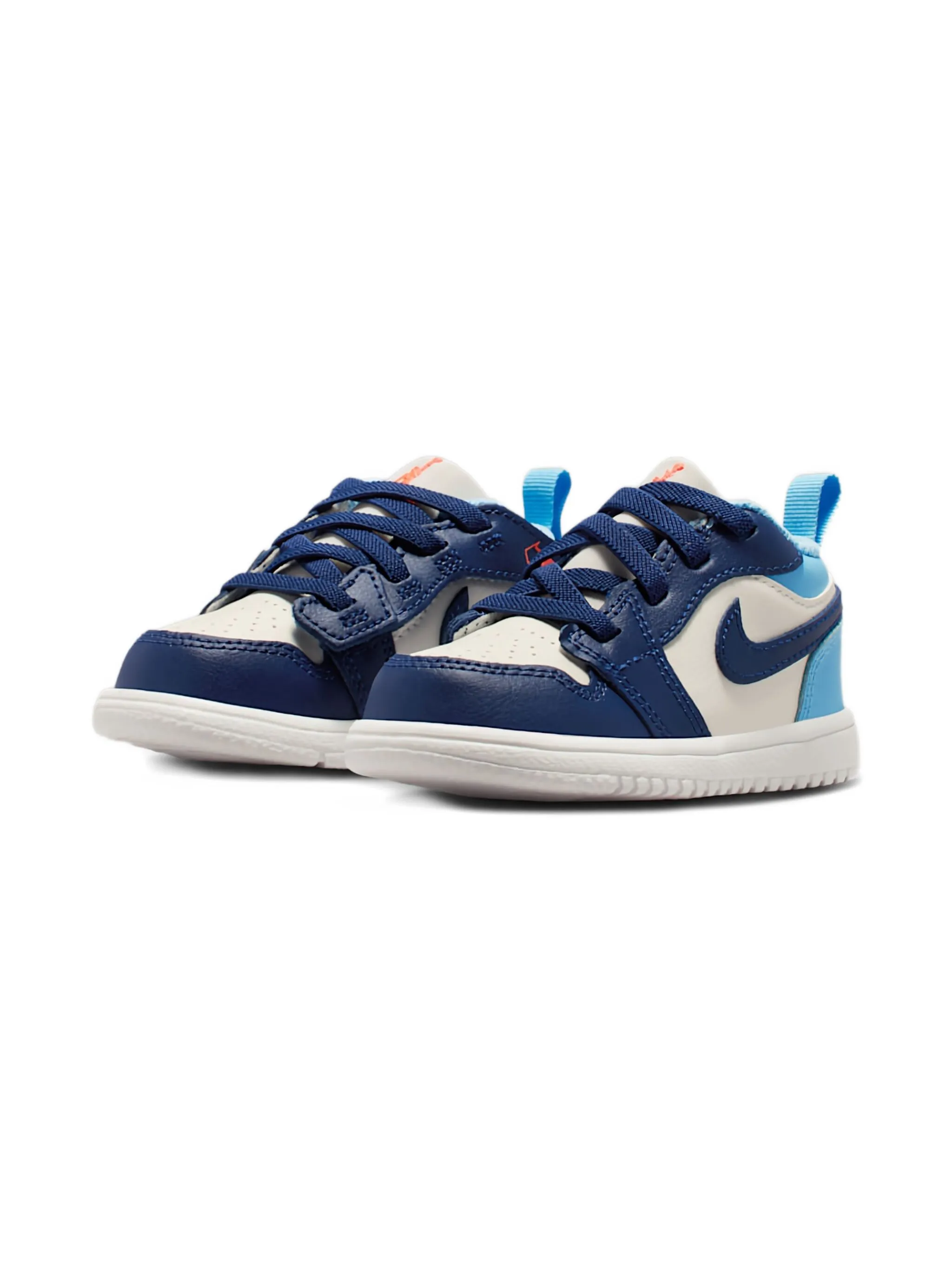 Кроссовки Jordan 1 Low Alt Jordan Kids, синий
Кроссовки Jordan 1 Low Alt Jordan Kids, синий