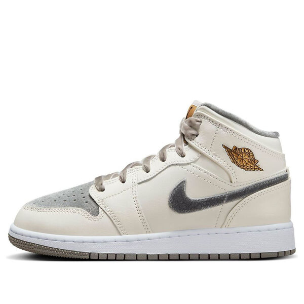 Кроссовки 1 mid 'grey velvet toe' Air Jordan, мультиколор
Кроссовки 1 mid 'grey velvet toe' Air Jordan, мультиколор