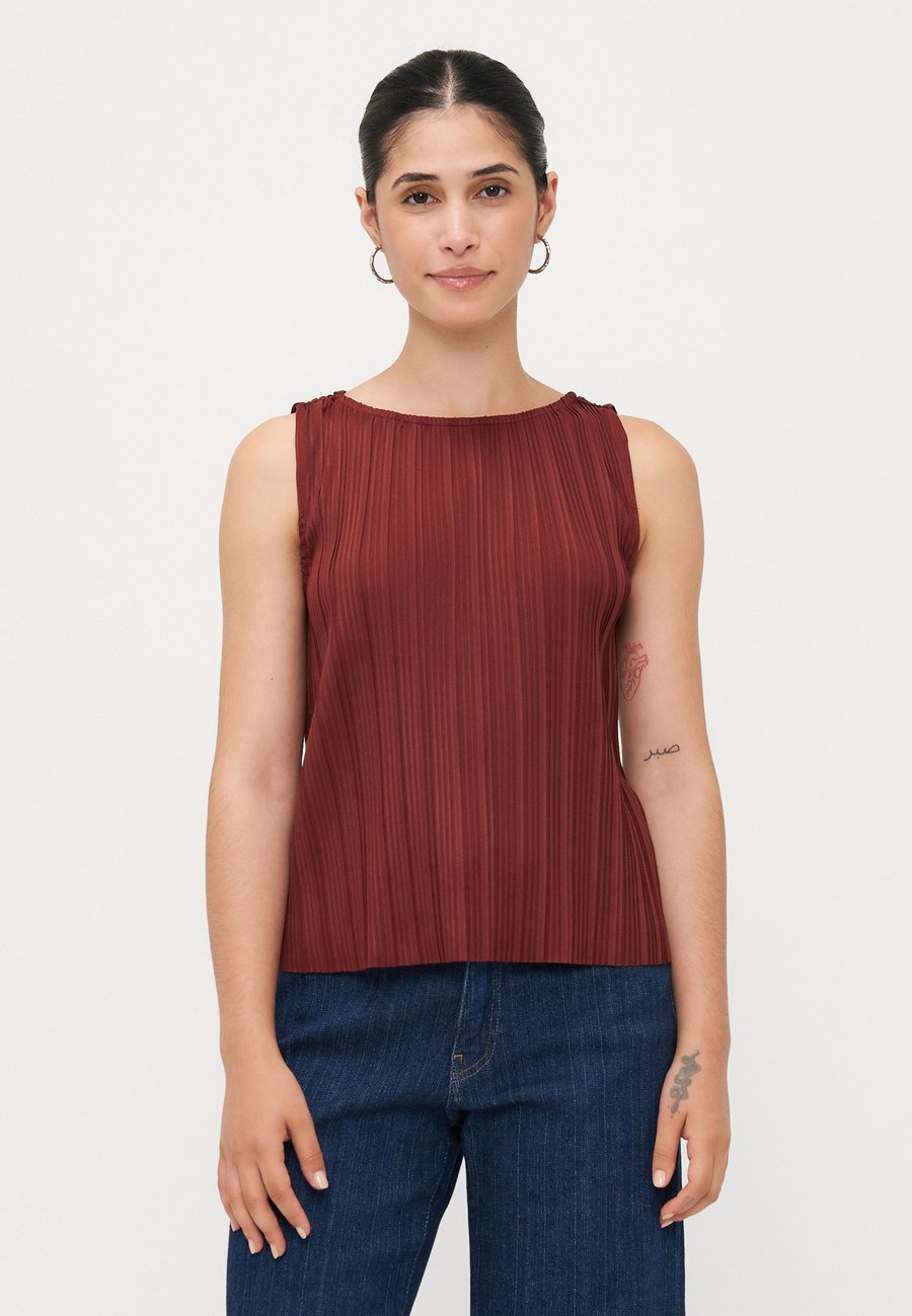 Топ Vero Moda Petite VMINES , Syrah/Red
Топ Vero Moda Petite VMINES , Syrah/Red