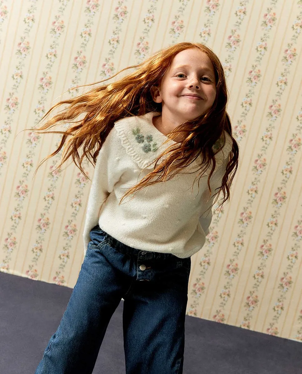 Джемпер с горловиной и гороховым узором Sfera, светло-бежевый
Джемпер с горловиной и гороховым узором Sfera, светло-бежевый