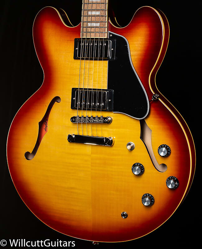 Электрогитара Epiphone ES-335 Figured Raspberry Tea Burst
Электрогитара Epiphone ES-335 Figured Raspberry Tea Burst