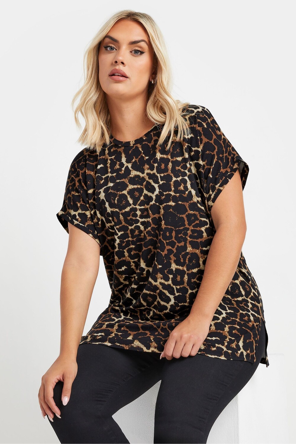 Выращено на футболке Yours Curve, коричневый
Выращено на футболке Yours Curve, коричневый