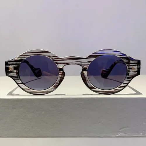 Модные винтажные круглые солнцезащитные очки в тонкой оправе для женщин и мужчин. Роскошные солнцезащитные очки в стиле стимпанк с заклепками MTZJH, Leopard Clear
Модные винтажные круглые солнцезащитные очки в тонкой оправе для женщин и мужчин. Роскошные солнцезащитные очки в стиле стимпанк с заклепками MTZJH, Leopard Clear