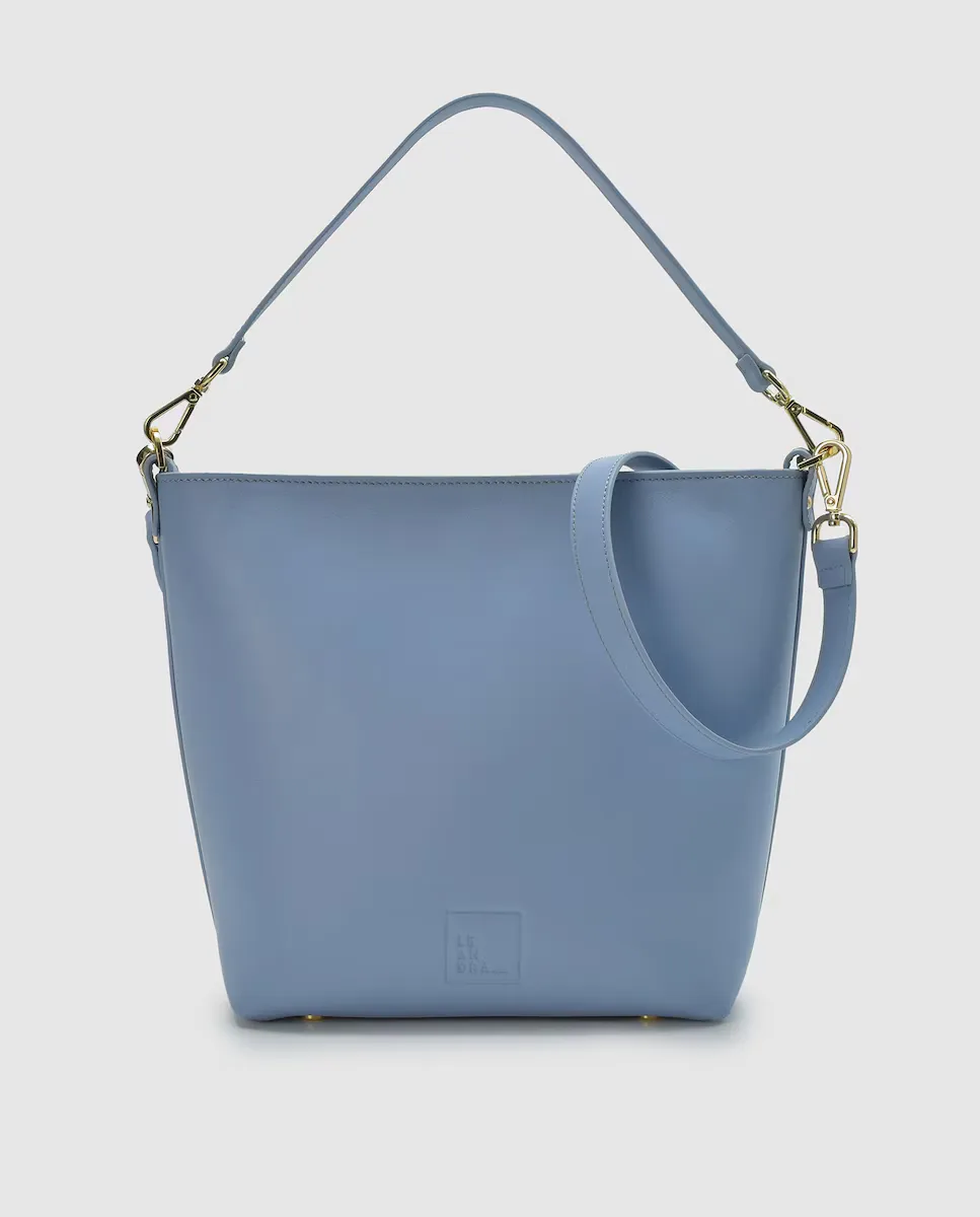 Многопозиционная синяя кожаная сумка через плечо Leandra, светло-голубой, Синий, Многопозиционная синяя кожаная сумка через плечо Leandra, светло-голубой
Многопозиционная синяя кожаная сумка через плечо Leandra, светло-голубой, Синий, Многопозиционная синяя кожаная сумка через плечо Leandra, светло-голубой