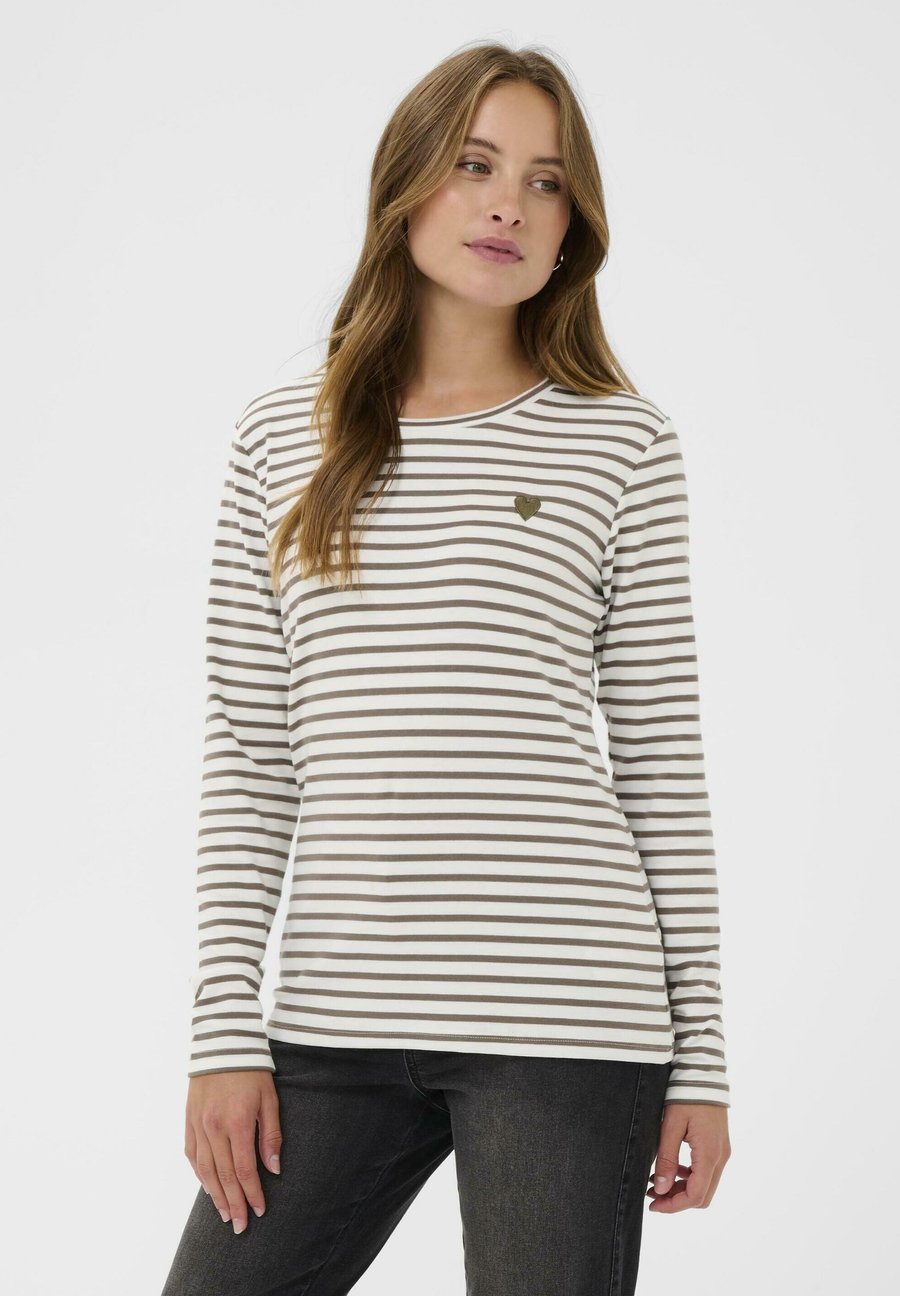 Топ Kaffe LIDDY T-SHIRT, Chalk Morel - Green Heart/Light Brown
Топ Kaffe LIDDY T-SHIRT, Chalk Morel - Green Heart/Light Brown