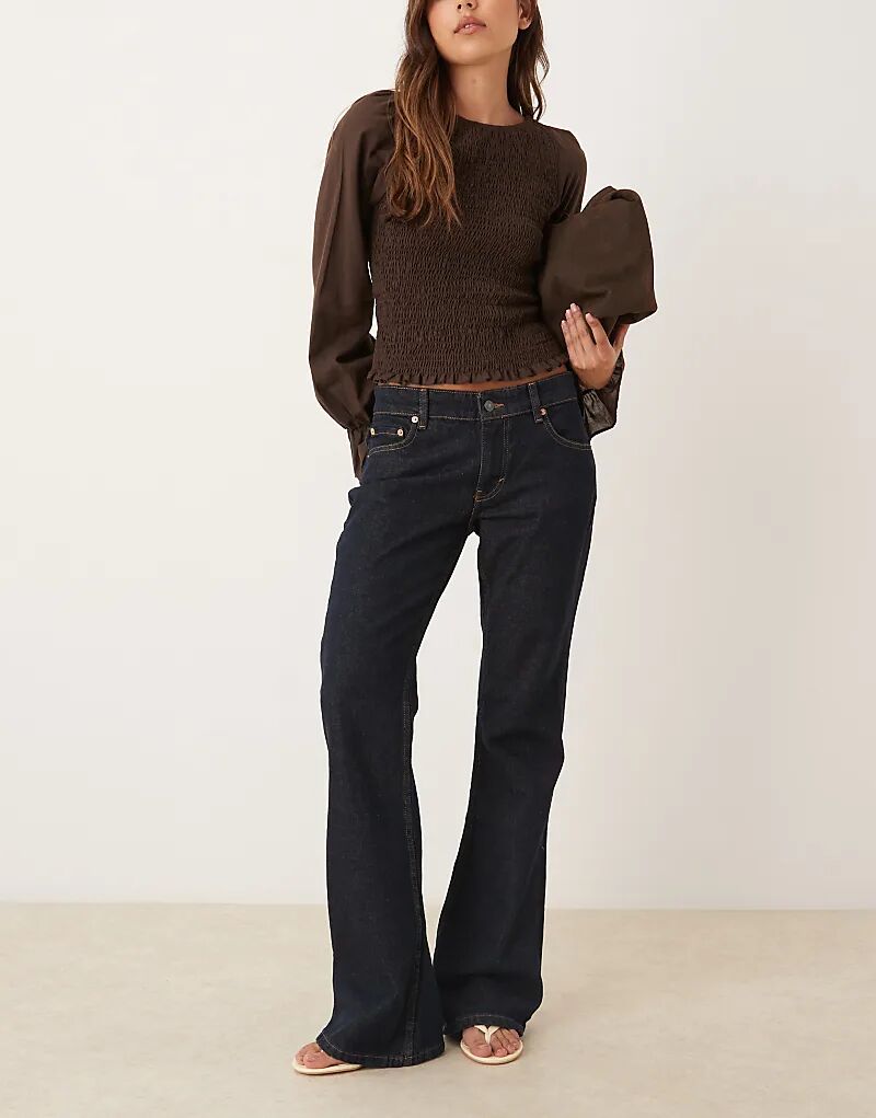 Джинсы Motel с низкой посадкой и клеш цвета индиго
Джинсы Motel с низкой посадкой и клеш цвета индиго