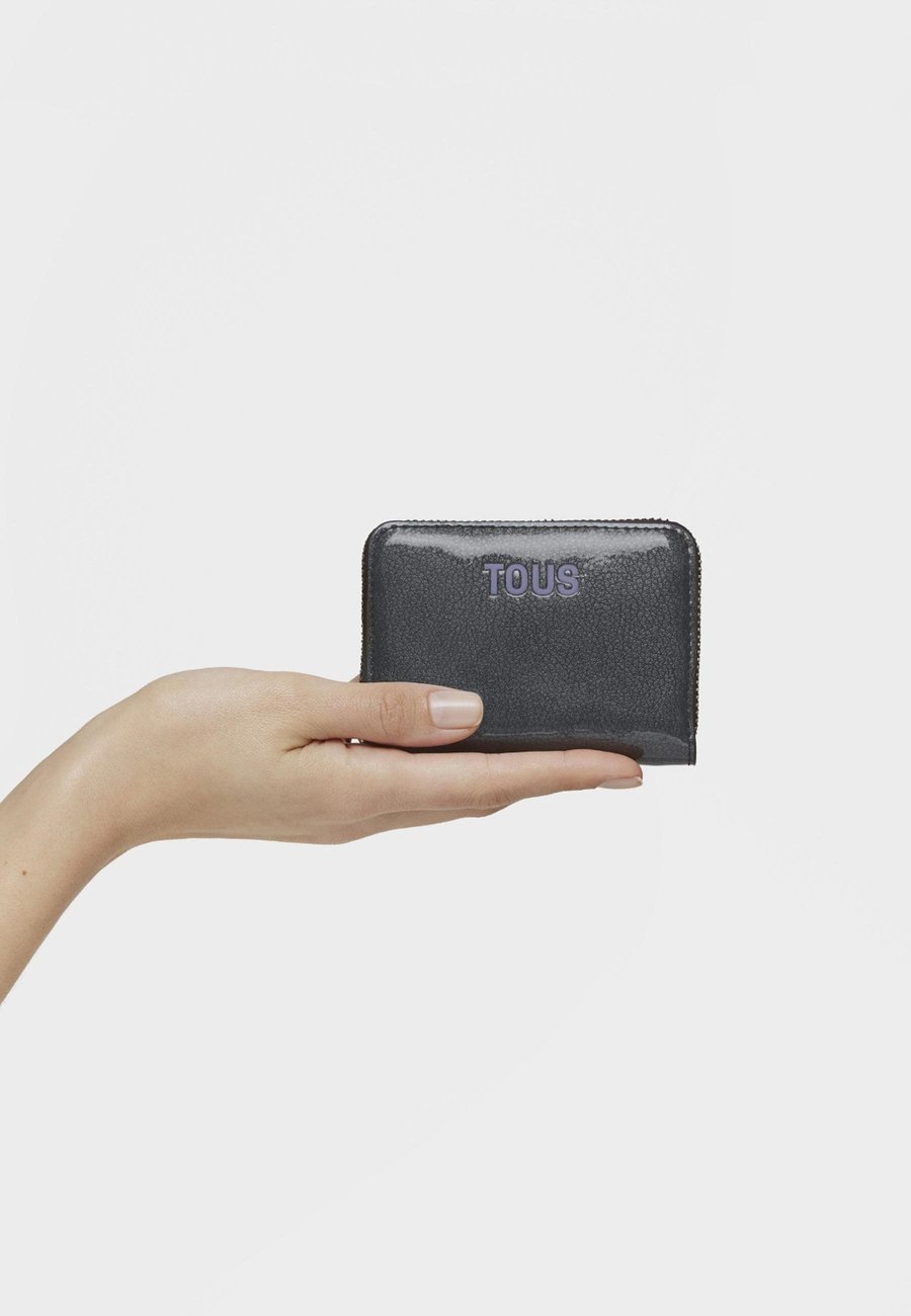 Кошелек Tous Wallet, Black
Кошелек Tous Wallet, Black