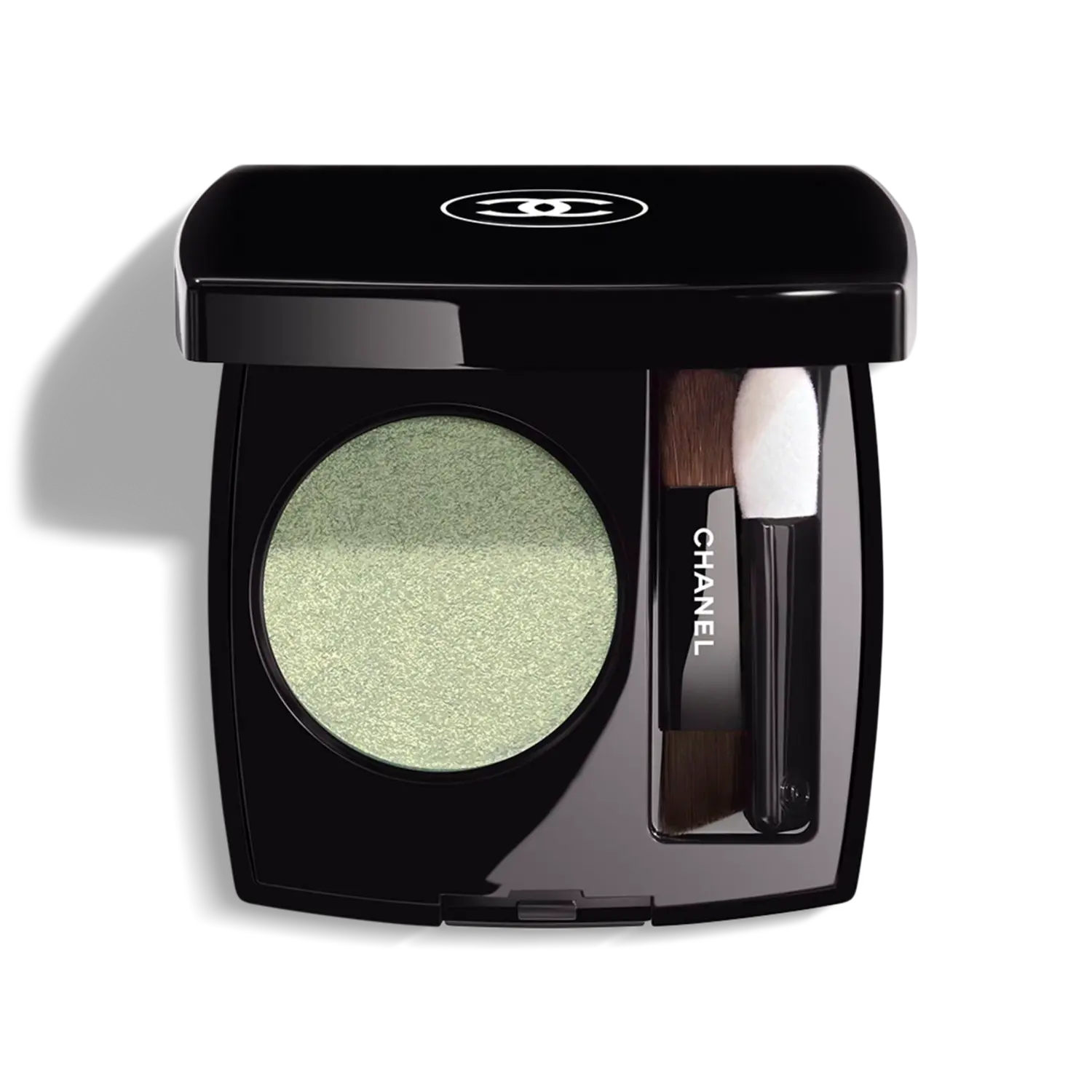 OMBRE ESSENTIELLE Многофункциональные стойкие тени для век CHANEL, 222 JADE FACETTÉ
OMBRE ESSENTIELLE Многофункциональные стойкие тени для век CHANEL, 222 JADE FACETTÉ