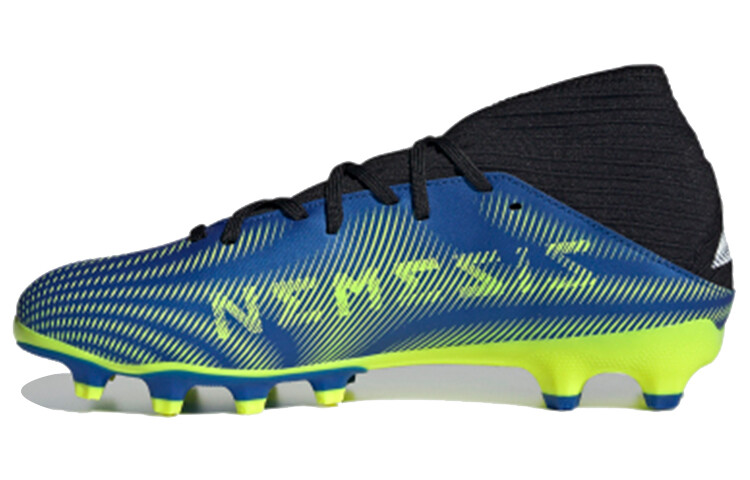 Мужские футбольные кроссовки Adidas Nemeziz
Мужские футбольные кроссовки Adidas Nemeziz