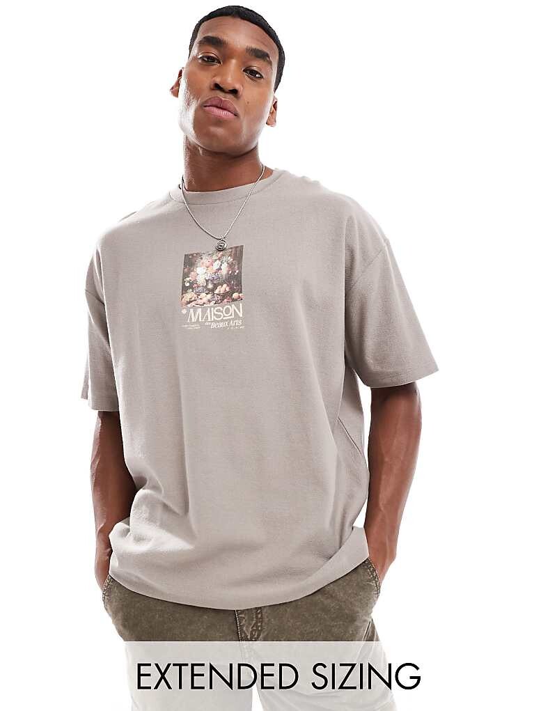 ASOS DESIGN – коричневая текстурированная футболка оверсайз с цветочным принтом спереди
ASOS DESIGN – коричневая текстурированная футболка оверсайз с цветочным принтом спереди