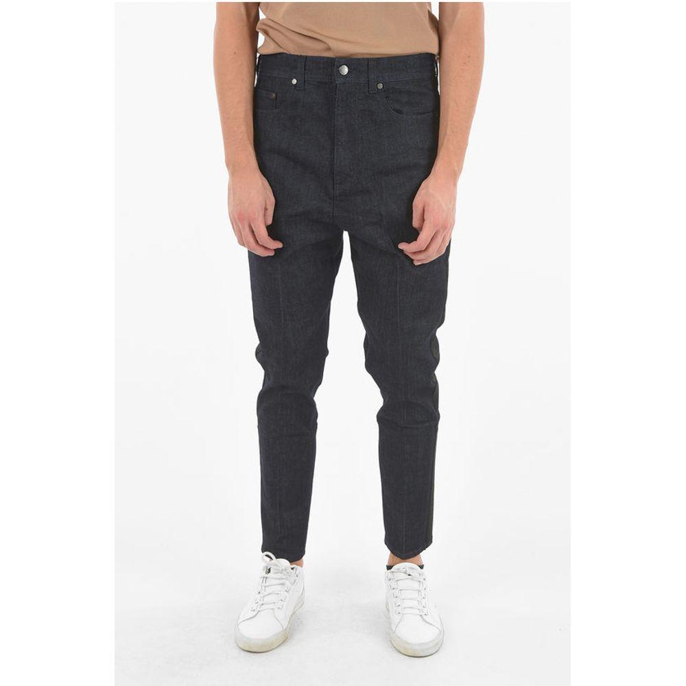 THE GODFATHER OF DENIM Джинсы из необработанного денима с низким шаговым швом и атласом Neil Barrett, Blue
THE GODFATHER OF DENIM Джинсы из необработанного денима с низким шаговым швом и атласом Neil Barrett, Blue