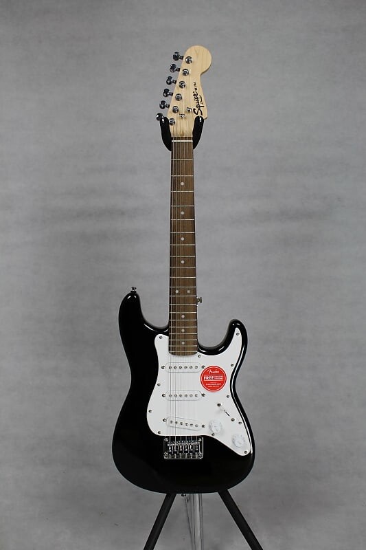 Электрогитара Fender Squier Mini Stratocaster Black Left Handed 
Электрогитара Fender Squier Mini Stratocaster Black Left Handed