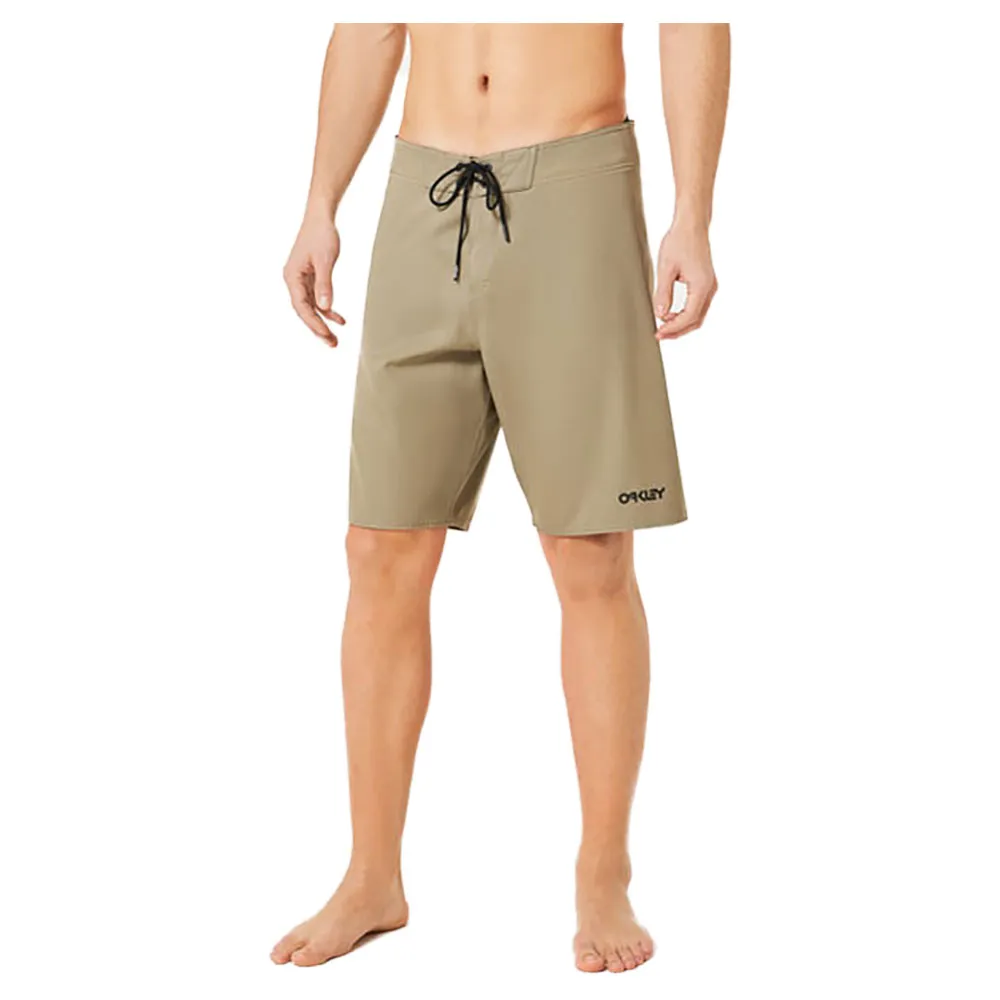 Шорты для плавания Oakley Kana 21 2.0, бежевый
Шорты для плавания Oakley Kana 21 2.0, бежевый