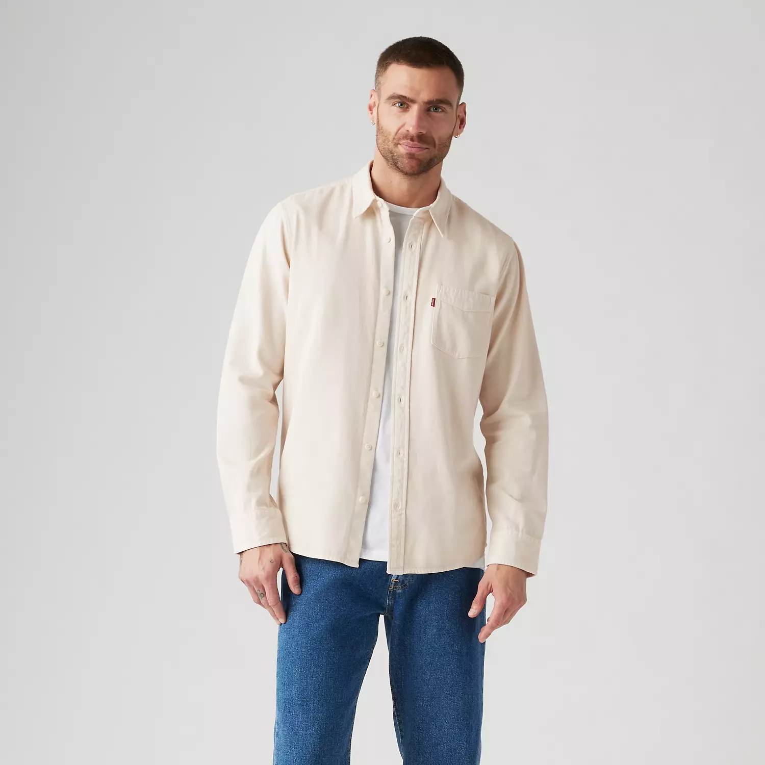 Классическая рубашка стандартного кроя с одним карманом Levi's, цвет Ecru - Neutrals
Классическая рубашка стандартного кроя с одним карманом Levi's, цвет Ecru - Neutrals