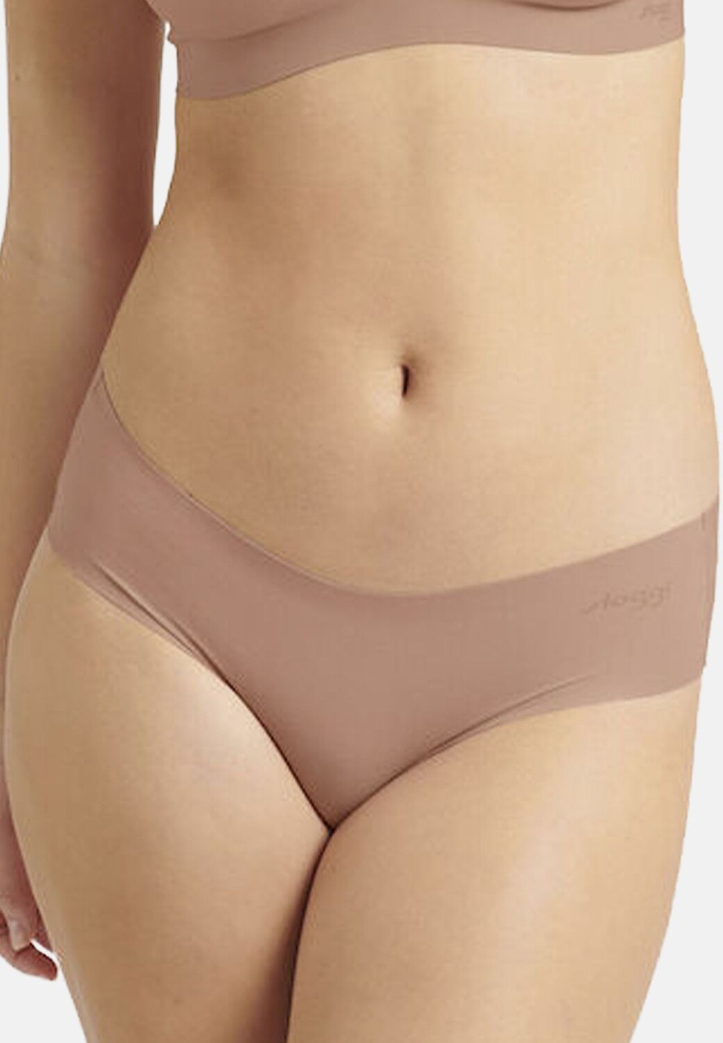 Нижнее белье sloggi, цвет Cameo Braun
Нижнее белье sloggi, цвет Cameo Braun