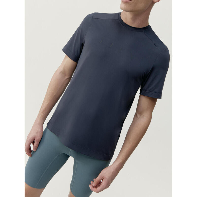 Спортивная футболка Born Living Yoga, темно-серый
Спортивная футболка Born Living Yoga, темно-серый