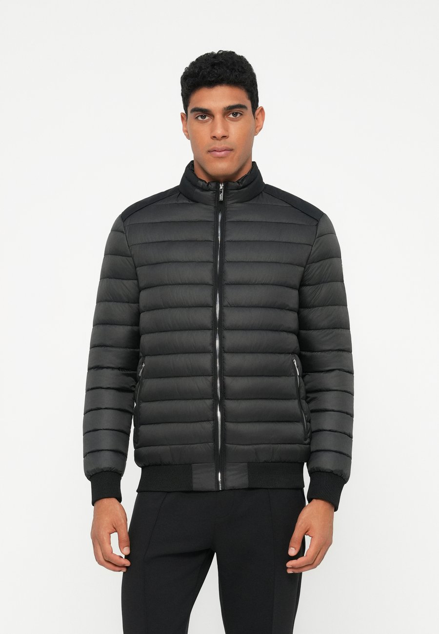 Куртка KARL LAGERFELD Winter jacket, Black
Куртка KARL LAGERFELD Winter jacket, Black