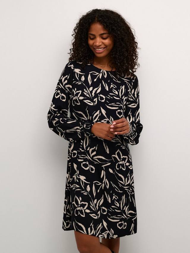 Платье с длинным рукавом forrest KAFFE, цвет Black/Sand
Платье с длинным рукавом forrest KAFFE, цвет Black/Sand