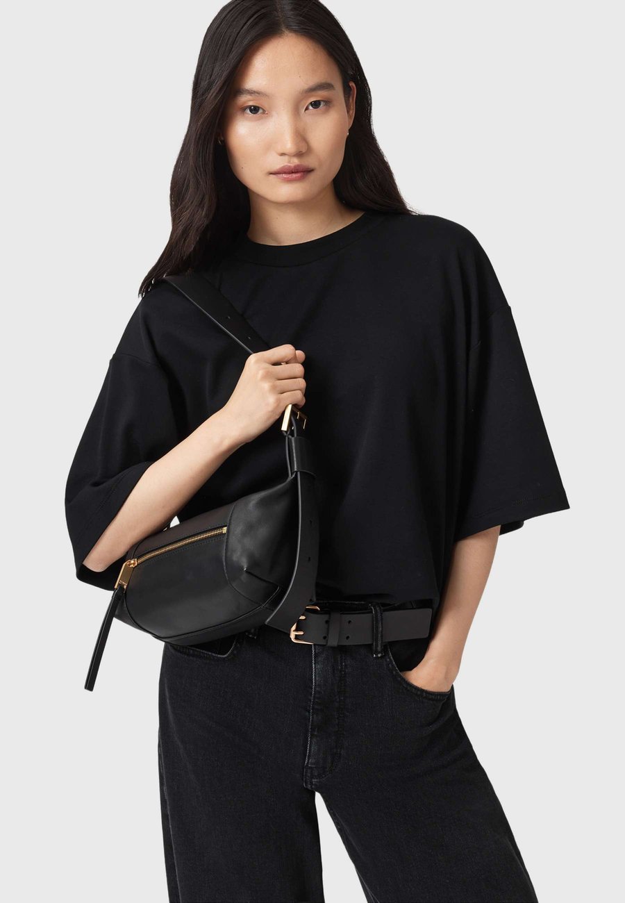 Сумка AllSaints VEGA MINI SHOULDER, Black
Сумка AllSaints VEGA MINI SHOULDER, Black
