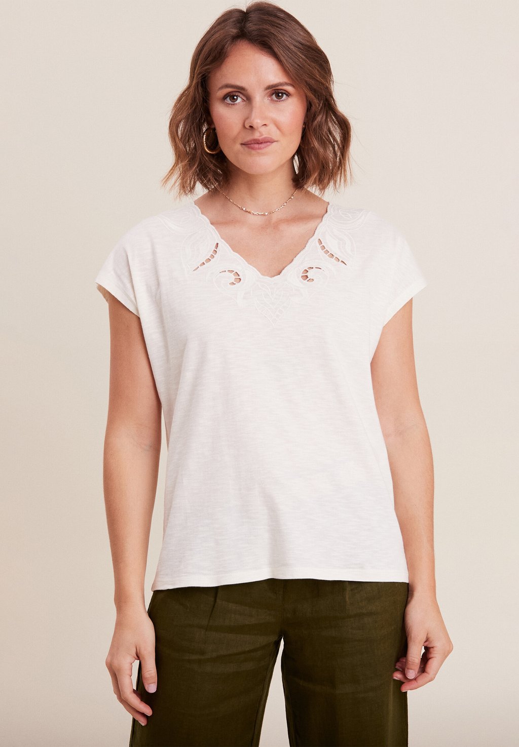 Футболка с принтом Breal, слоновая кость
Футболка с принтом Breal, слоновая кость