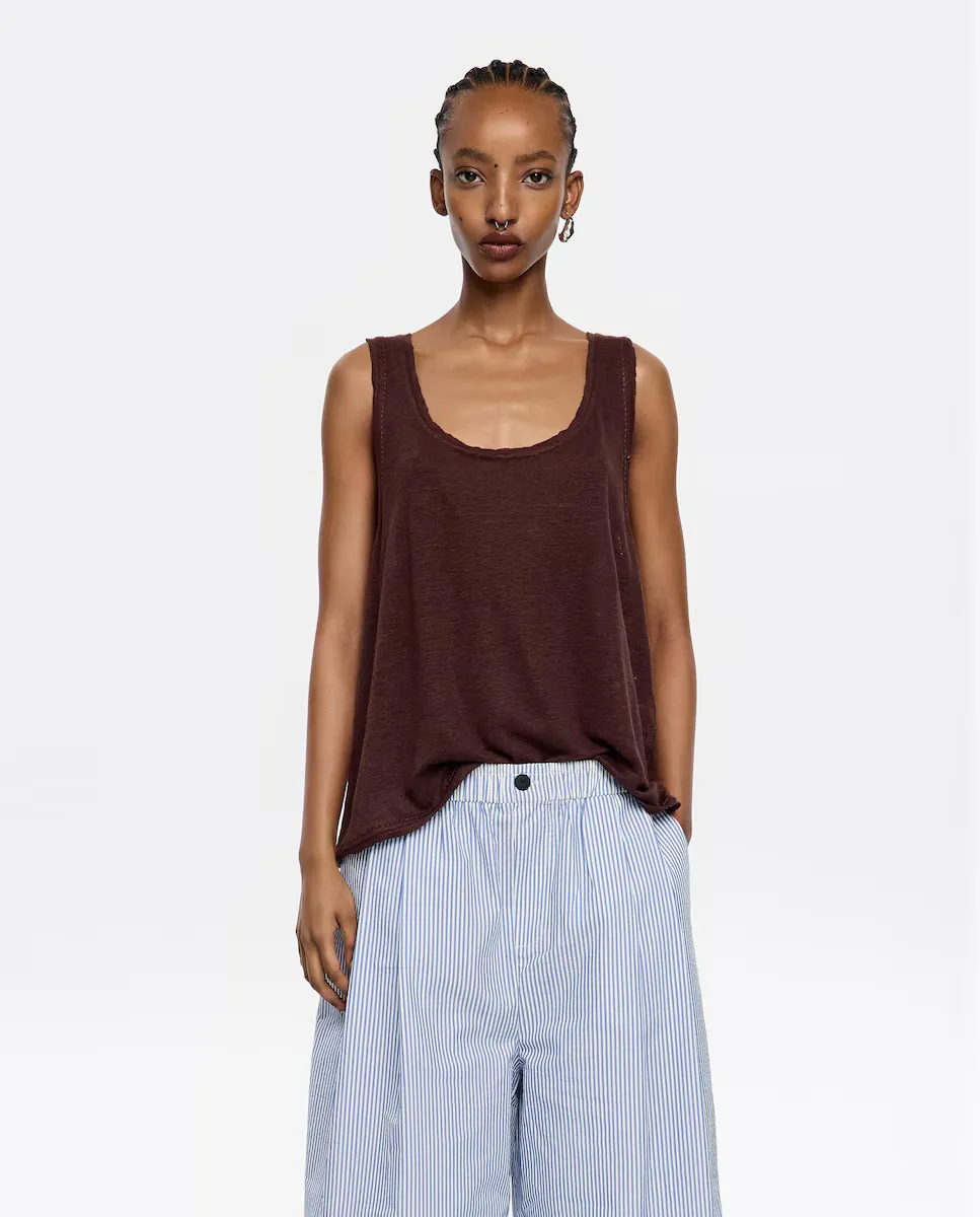 Футболка женская льняная Bimba y Lola, коричневый
Футболка женская льняная Bimba y Lola, коричневый