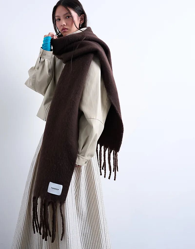 Шарф-плед Topshop Sydney шоколадного цвета
Шарф-плед Topshop Sydney шоколадного цвета