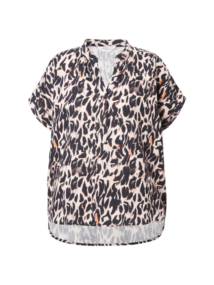 Блузка Studio Untold
Блузка Studio Untold