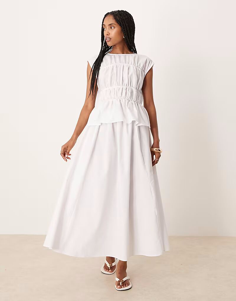 Платье макси со сборками и вставками белого цвета Asos Design
Платье макси со сборками и вставками белого цвета Asos Design