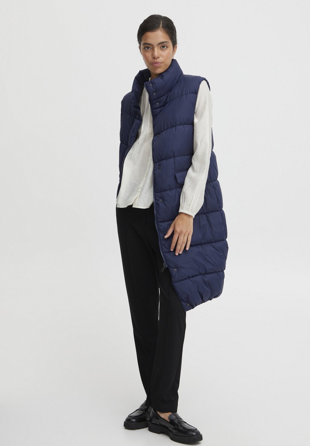 Жилет b.young БИБОМИНИЯ, цвет peacoat, Серый, Жилет b.young БИБОМИНИЯ, цвет peacoat
Жилет b.young БИБОМИНИЯ, цвет peacoat, Серый, Жилет b.young БИБОМИНИЯ, цвет peacoat