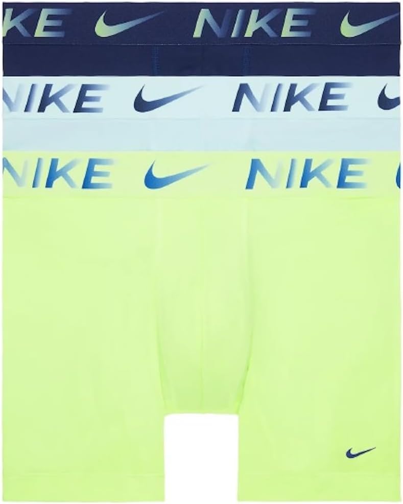 Комплект из 3 мужских трусов-боксеров Nike DRI-Fit Essential Micro, Glacier Blue/Volt/Navy
Комплект из 3 мужских трусов-боксеров Nike DRI-Fit Essential Micro, Glacier Blue/Volt/Navy