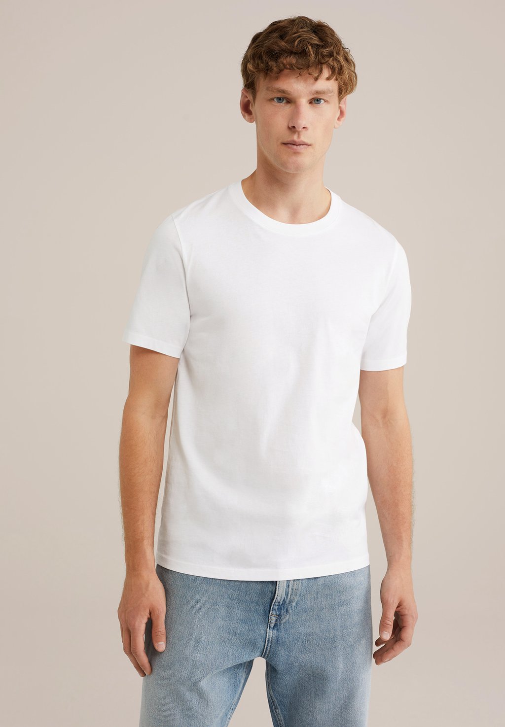 Базовая футболка WE Fashion, белый
Базовая футболка WE Fashion, белый