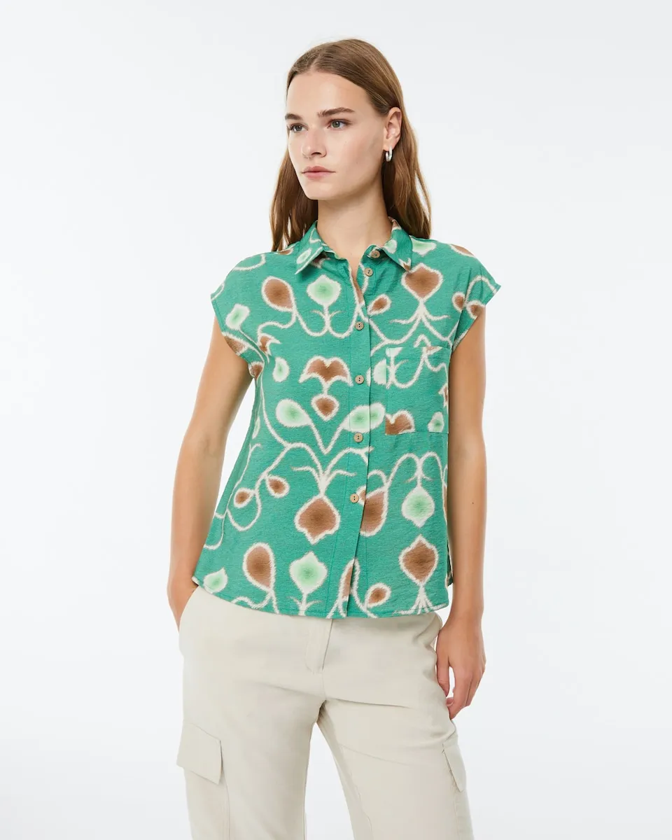 Широкая женская рубашка с принтом и короткими спущенными рукавами Paz Torras, зеленый
Широкая женская рубашка с принтом и короткими спущенными рукавами Paz Torras, зеленый