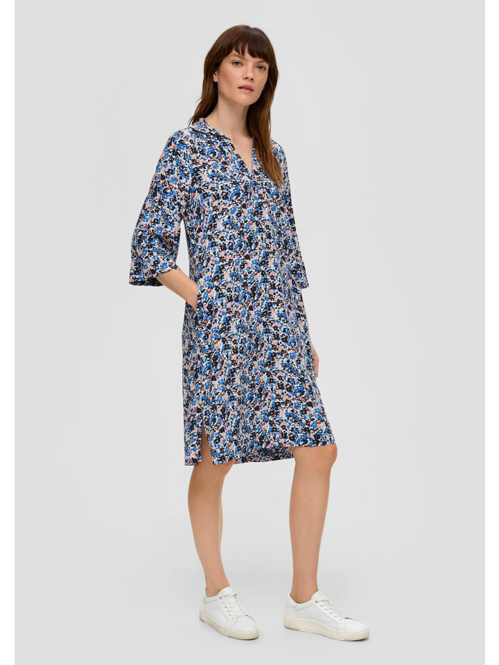 Длинное платье s.Oliver, цвет blau/mehrfarbig
Длинное платье s.Oliver, цвет blau/mehrfarbig