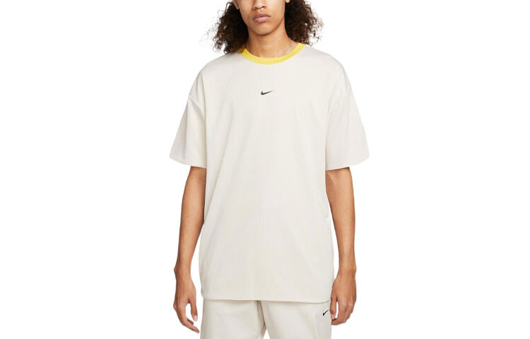 Футболка мужская Vivid Sulfur/Multi/Черная Nike, черный
Футболка мужская Vivid Sulfur/Multi/Черная Nike, черный