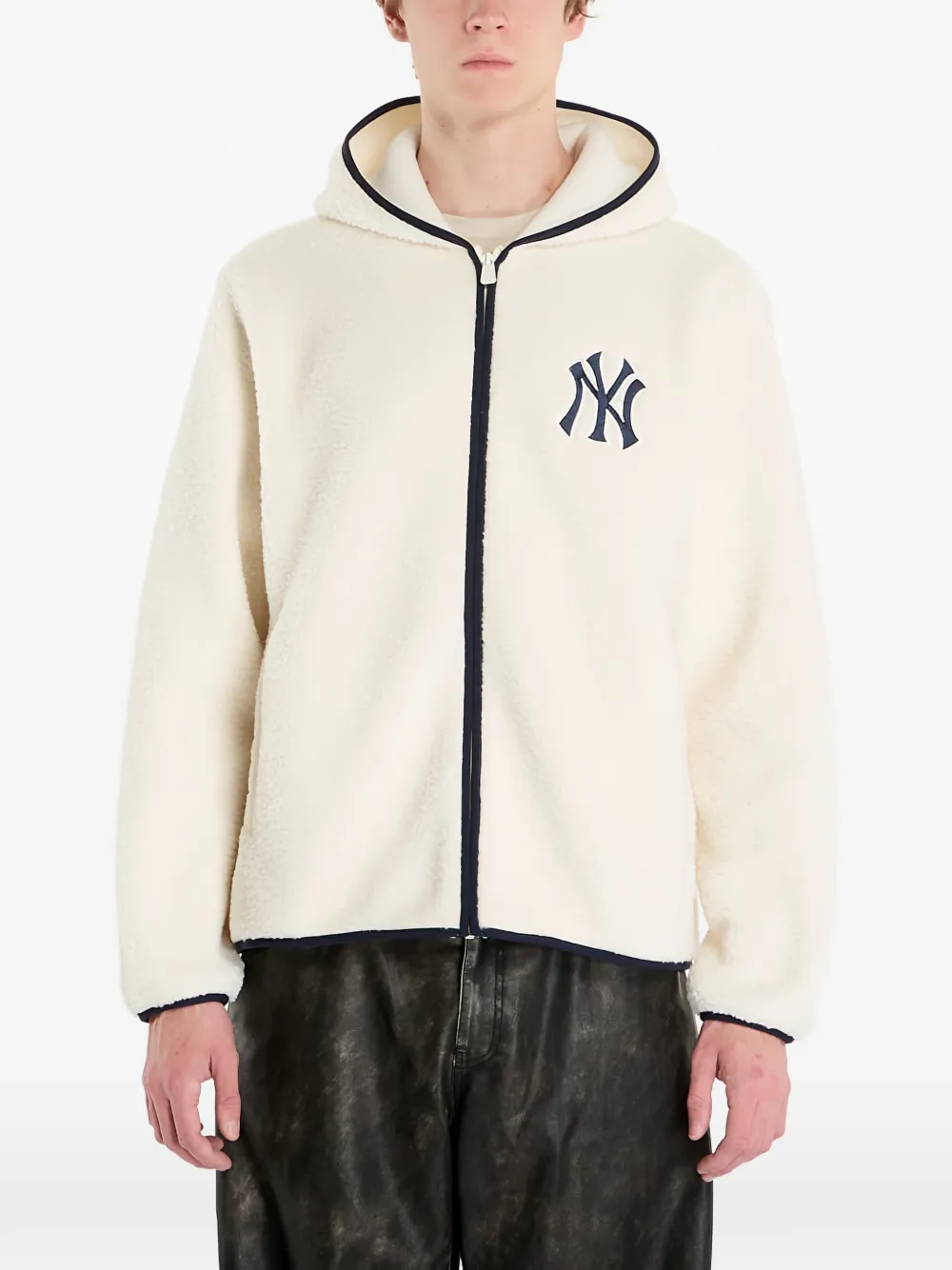 Худи MLB New York Yankees New Era Cap, белый
Худи MLB New York Yankees New Era Cap, белый