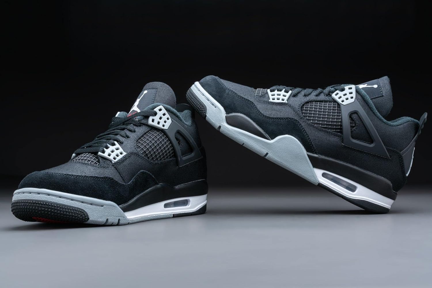 Air Jordan Mens Air 4 Retro, Black/Light Steel Grey-White-F
Air Jordan Mens Air 4 Retro, Black/Light Steel Grey-White-F