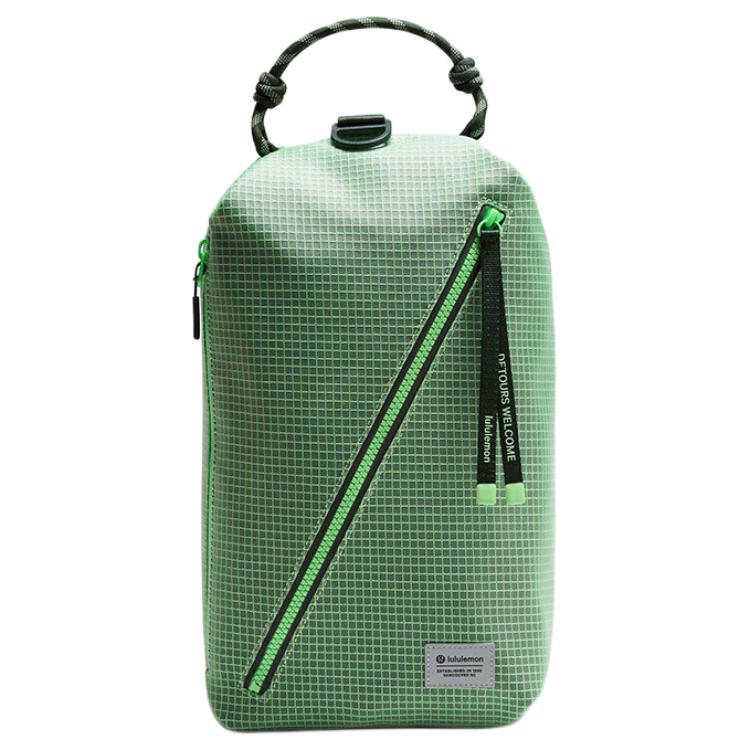 Lululemon Универсальный вместительный рюкзак-мессенджер среднего размера унисекс зеленый, Green
Lululemon Универсальный вместительный рюкзак-мессенджер среднего размера унисекс зеленый, Green