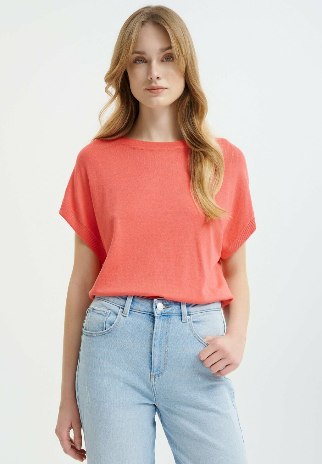 Базовая футболка Greenpoint, коралловый
Базовая футболка Greenpoint, коралловый